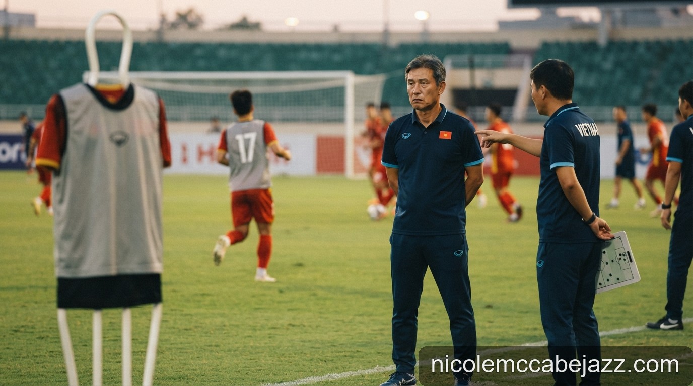 FIFA ASEAN Cup 2026: Thử thách chiến thuật cho HLV Kim Sang-sik khi thiếu vắng trụ cột Văn Vĩ